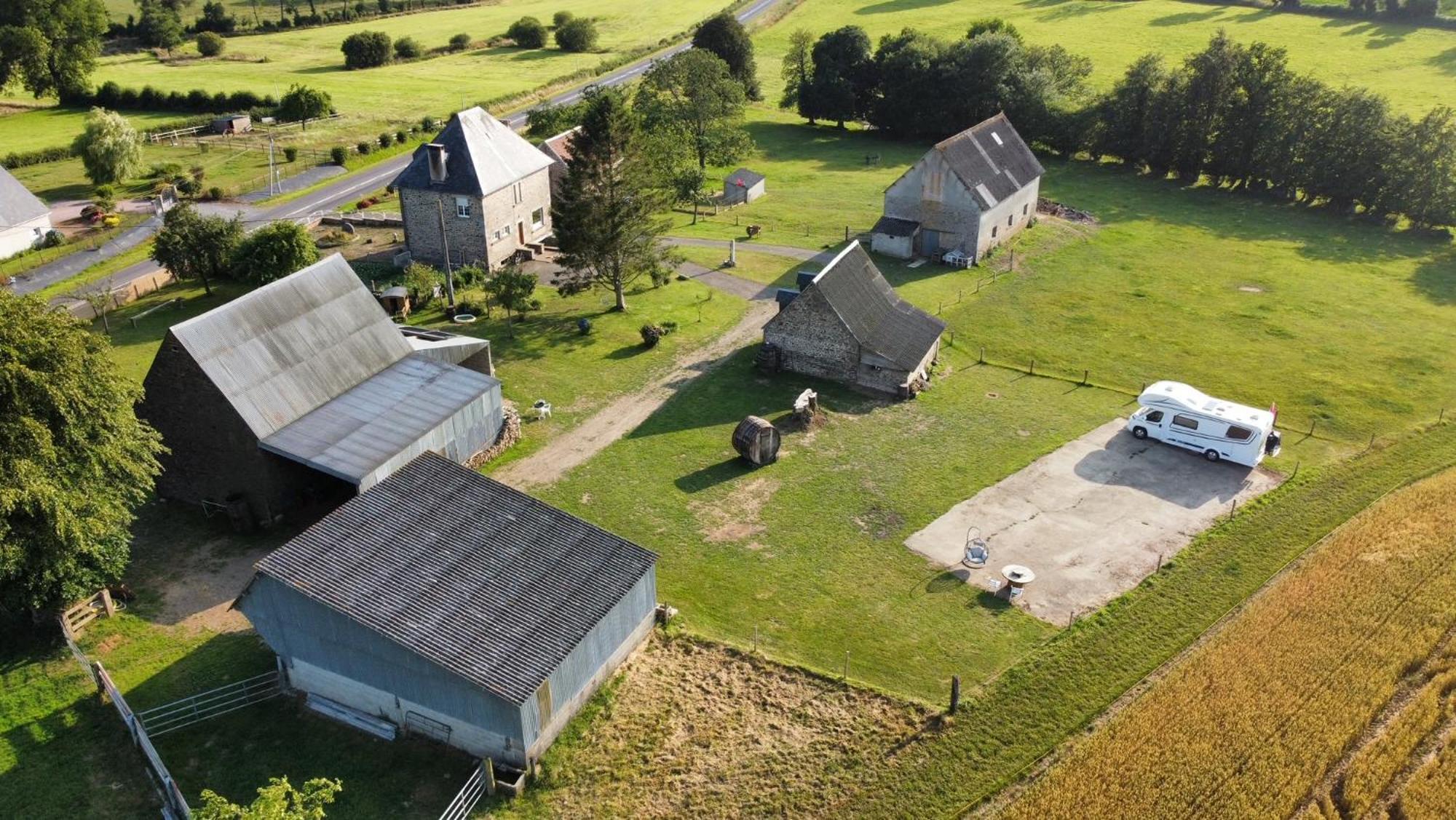 La Billardiere Camping A La Ferme Le Menil-Ciboult Экстерьер фото
